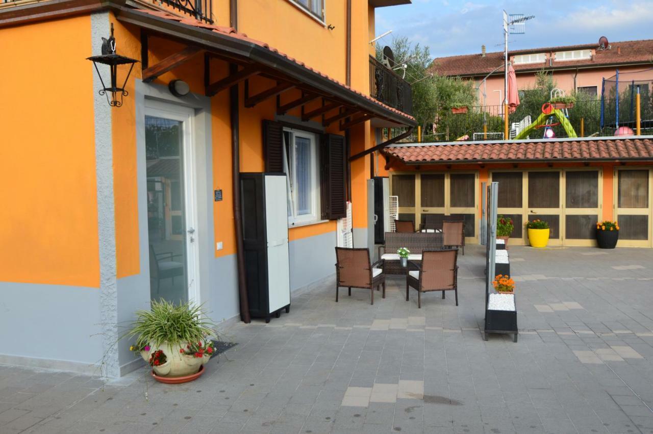 Perfect Station Apartment Santo Stefano di Magra Exterior photo